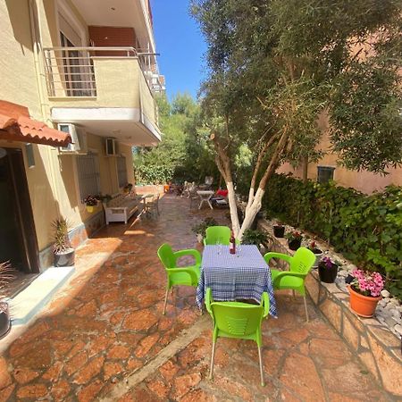 Olive Tree Apartment Sarandë Esterno foto