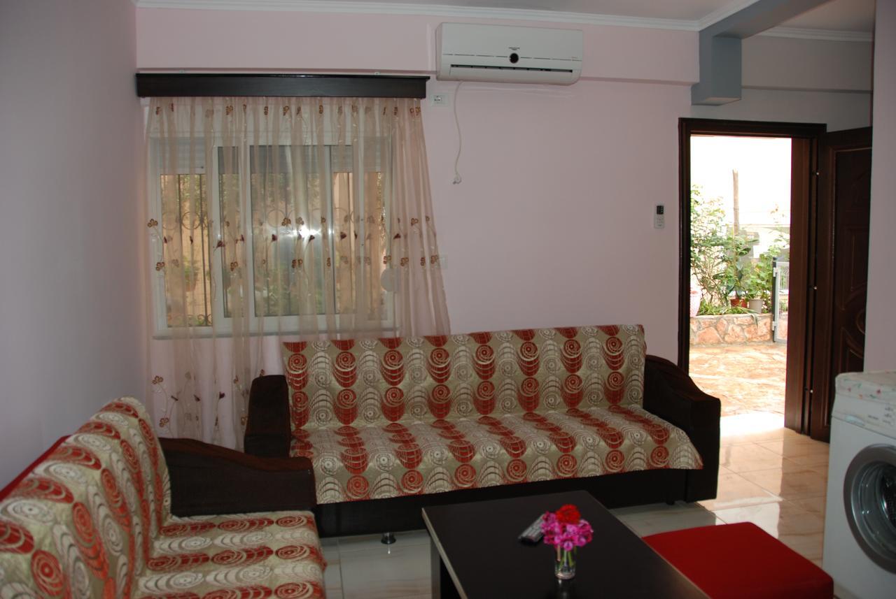 Olive Tree Apartment Sarandë Esterno foto